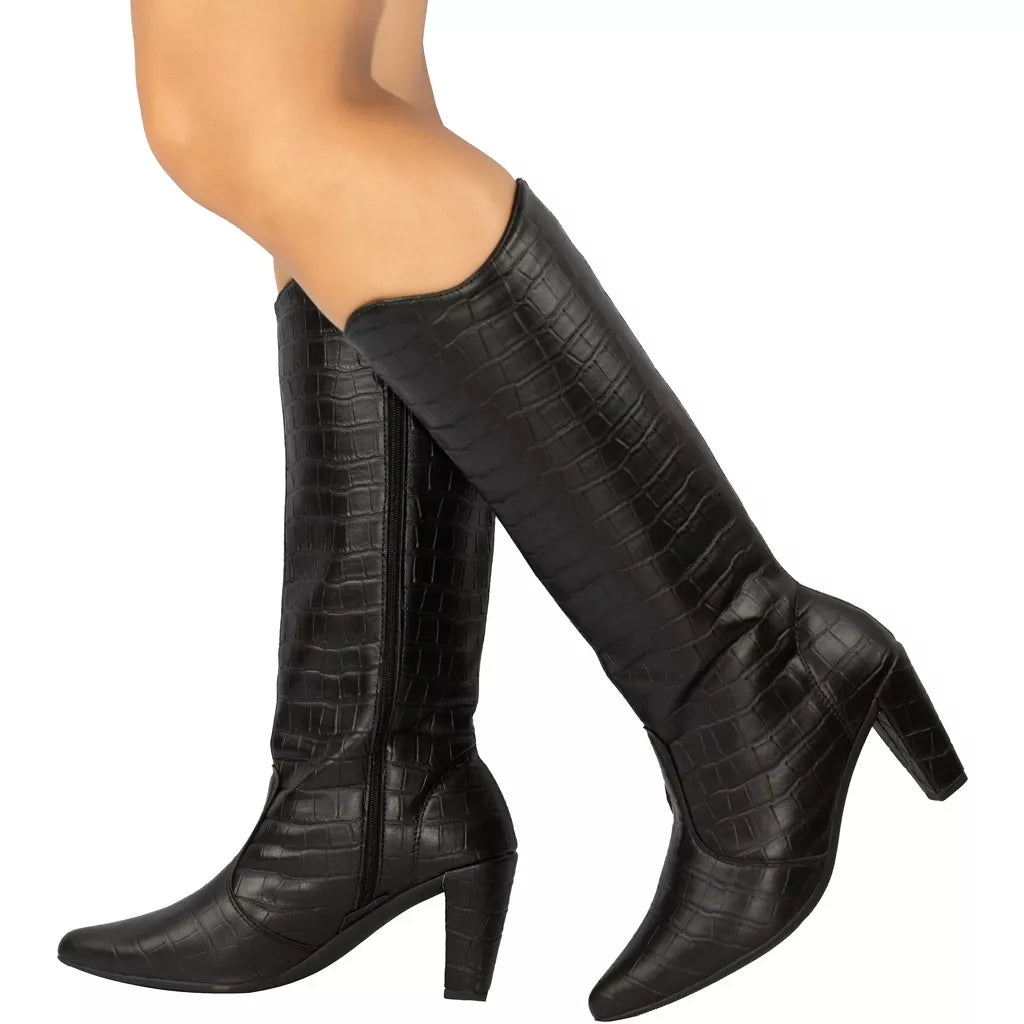 Bota Cano Longo Bico Fino Saltinho Confortável Inverno